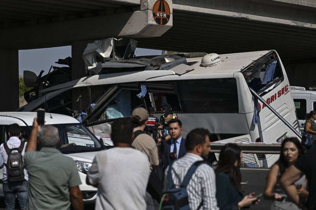 Ankara'daki otobüs faciasında ölü sayısı 11’e çıktı - Resim: 2